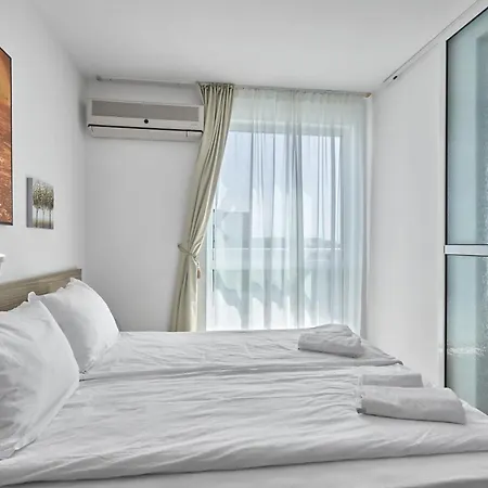 Lejlighed Cozy With Separated Sleeping Area Close To Sarafovo By Flat Mаnager *