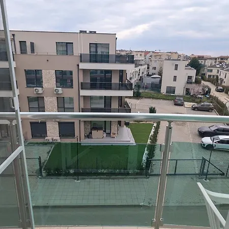 Cozy With Separated Sleeping Area Close To Sarafovo By Flat Mаnager * Burgas City