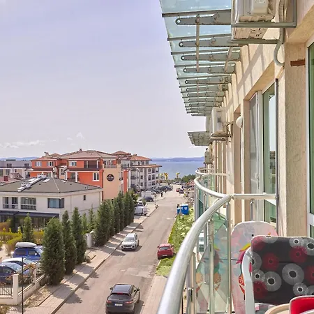 Cozy With Separated Sleeping Area Close To Sarafovo By Flat Mаnager * Burgas City